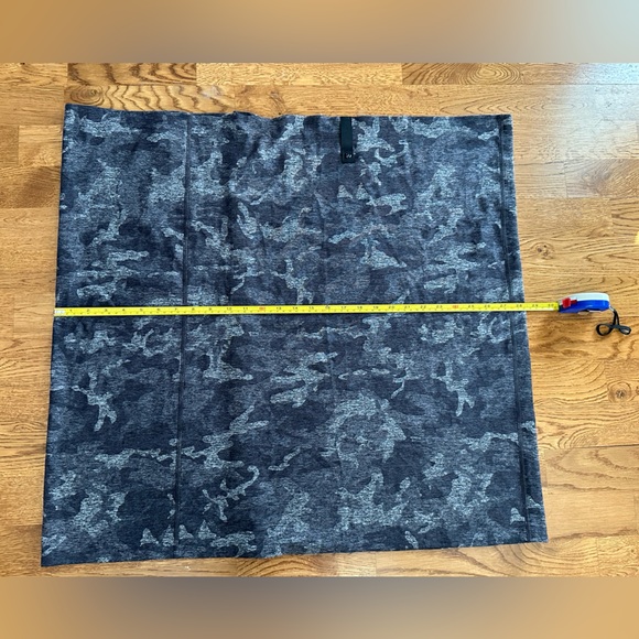 Lululemon🍋 Vinyasa Scarf Foulard Vinyasa Incognito Camo Multi Grey - Picture 10 of 14